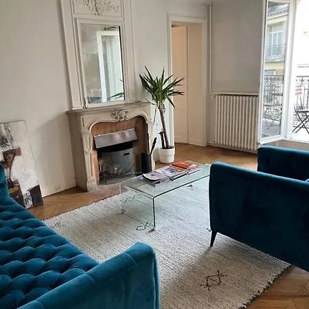 Luxe, Vue Tour Effiel 6p Paříž